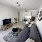 Cosy Apartment, 1 Min Walk To Beach, Heart Of * ז'ואן-לה-פינס