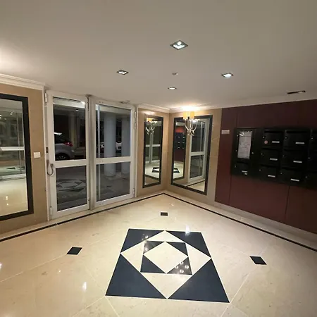 Cosy Apartment, 1 Min Walk To Beach, Heart Of Juan-Les-Pins Juan-les-Pins