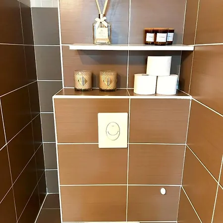Appartement Cosy Apartment, 1 Min Walk To Beach, Heart Of *