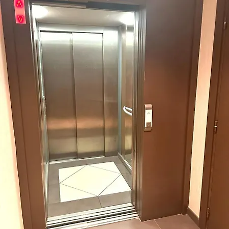 Cosy Apartment, 1 Min Walk To Beach, Heart Of ז'ואן-לה-פינס