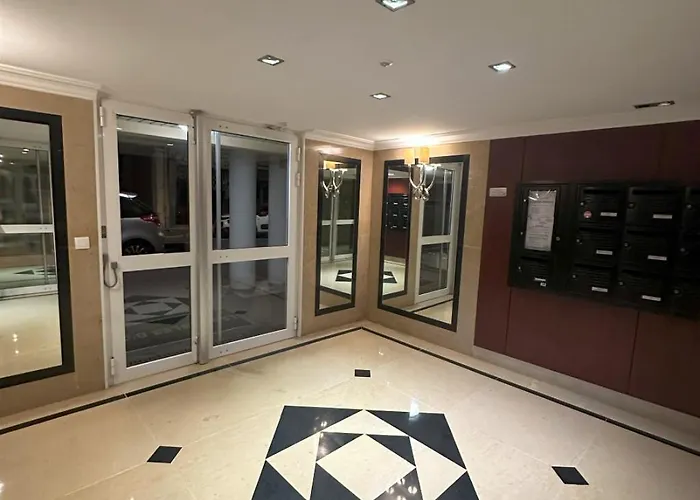 Cosy Apartment, 1 Min Walk To Beach, Heart Of Juan-Les-Pins Juan-les-Pins